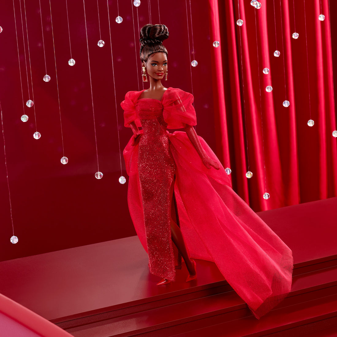 Barbie Signature Mattel 80th Anniversary Doll - Brunette