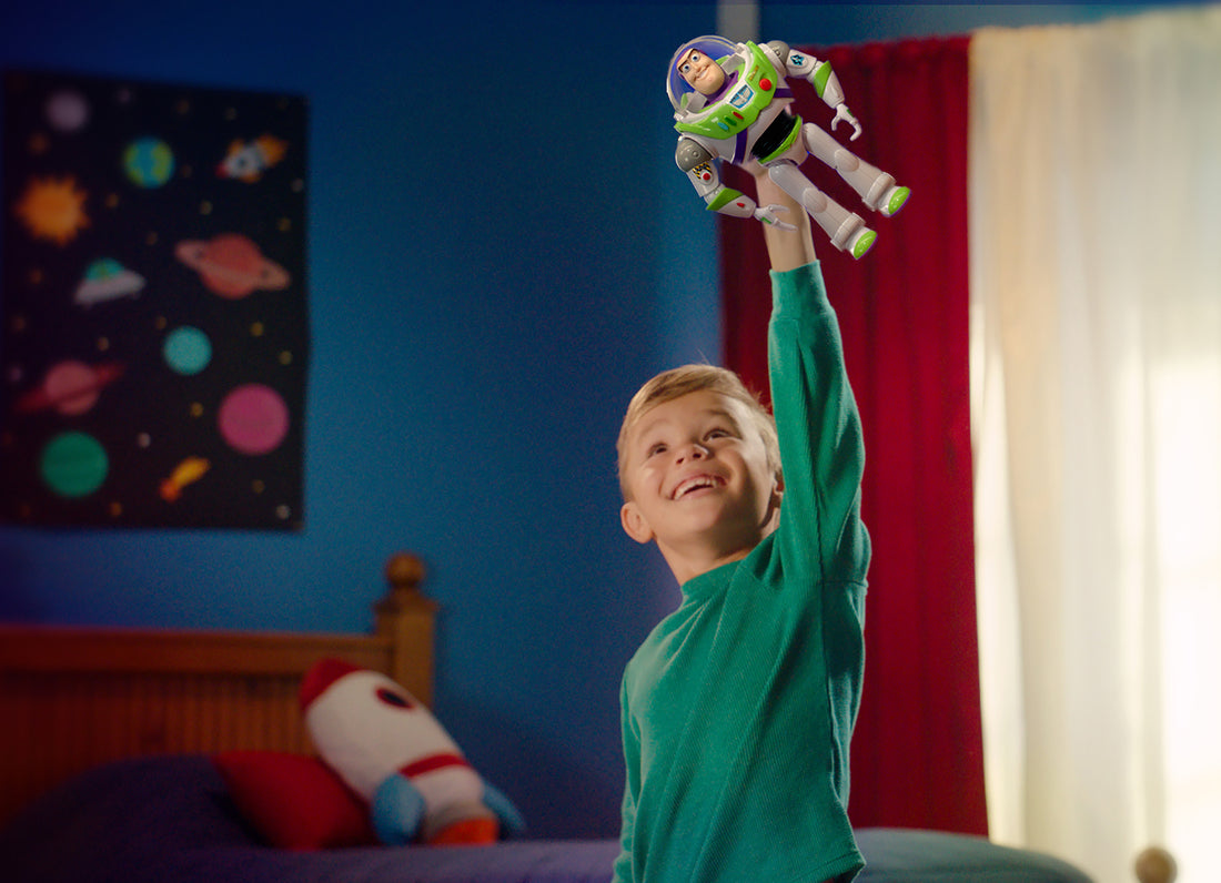 Disney Pixar Toy Story Action-Chop Buzz Lightyear