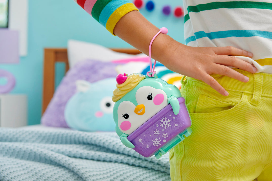 Polly Pocket Snow Sweet Penguin Compact