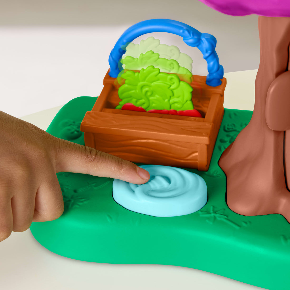 Barney's World Lights & Sounds Treehouse Playset