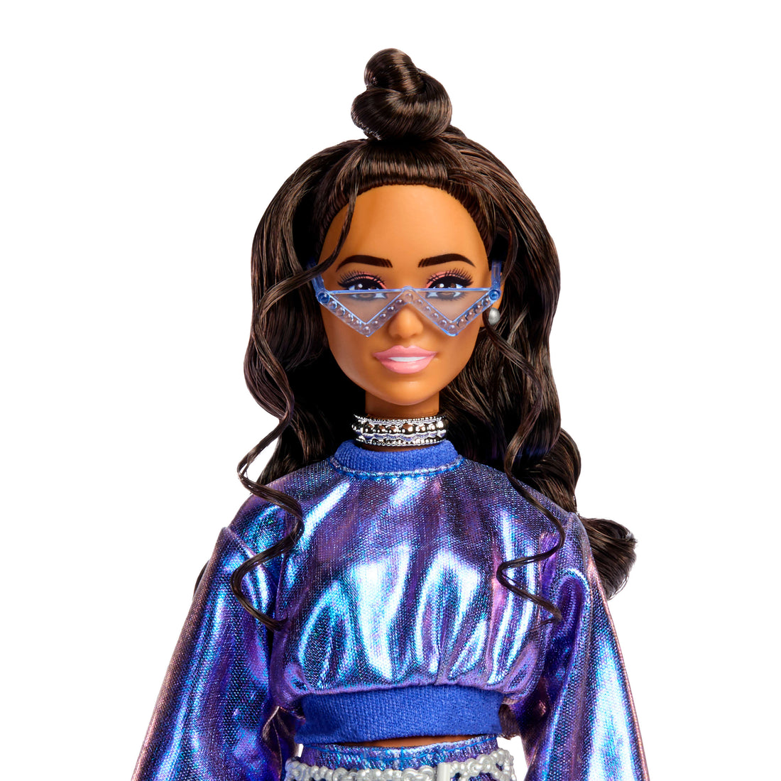 Barbie Deluxe Style Fashion Doll #7 in Metallic Blue Top and Skirt with Accessories, Brunette
