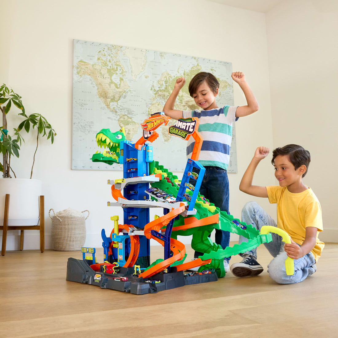 Hot Wheels City Ultimate T-Rex Garage