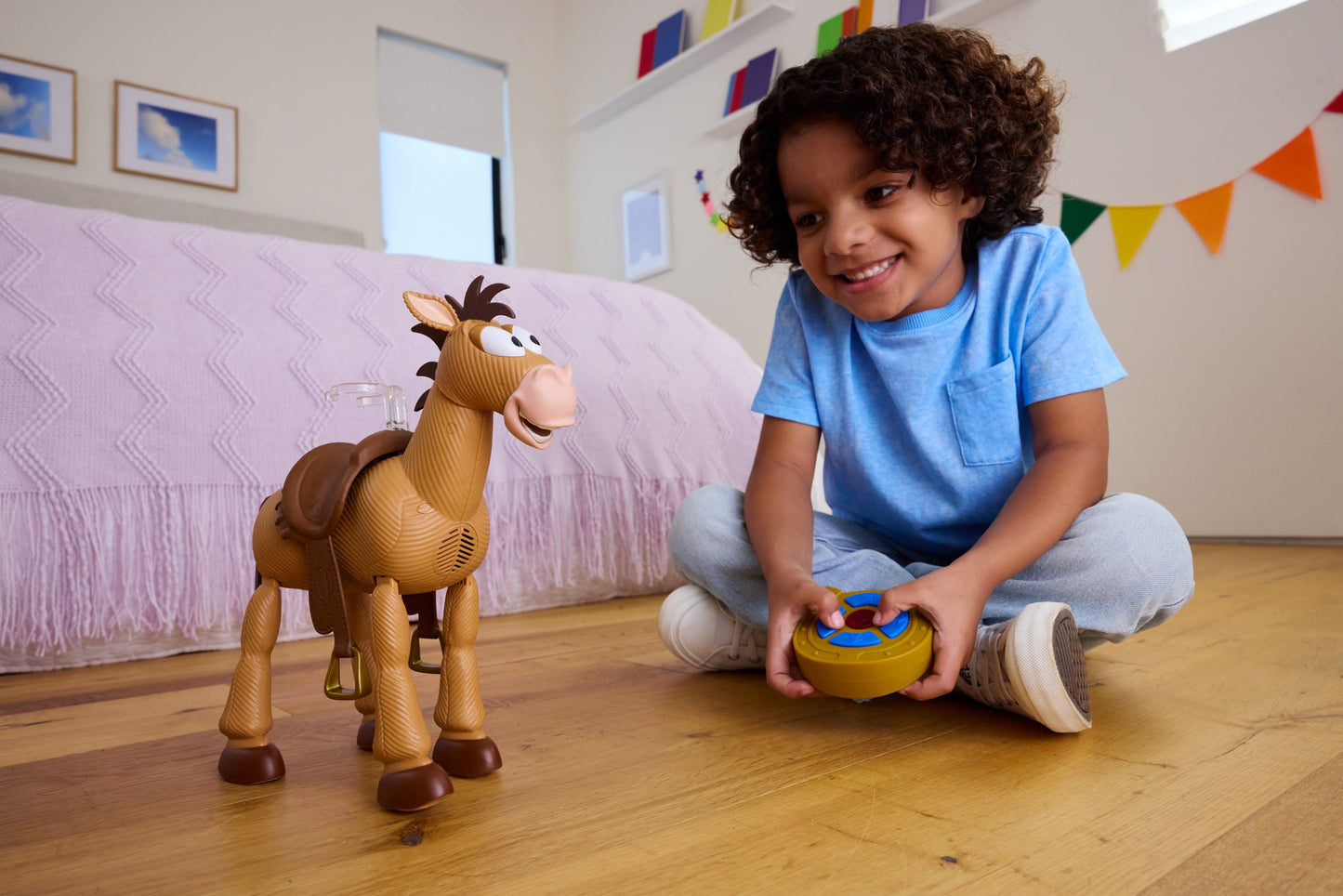 Disney and Pixar Toy Story 5 Giddy-Up Bullseye RC