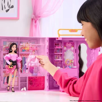 Barbie Closet With Spin & Style Feature, Vanity, Ottoman, 4 Fashions, 20+ Pieces, Portable Storage