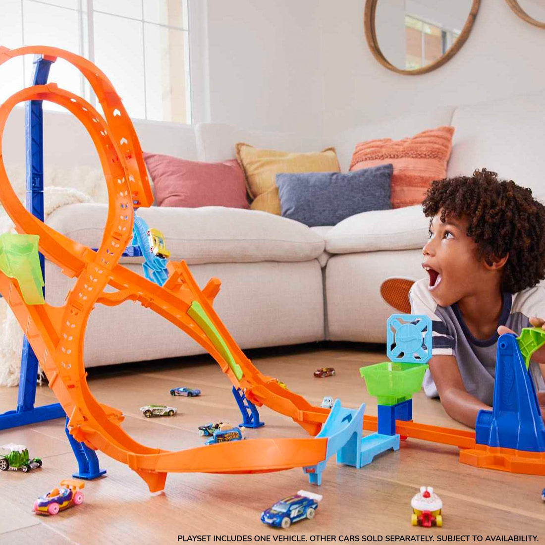 Hot Wheels Action Figure-8 Jump