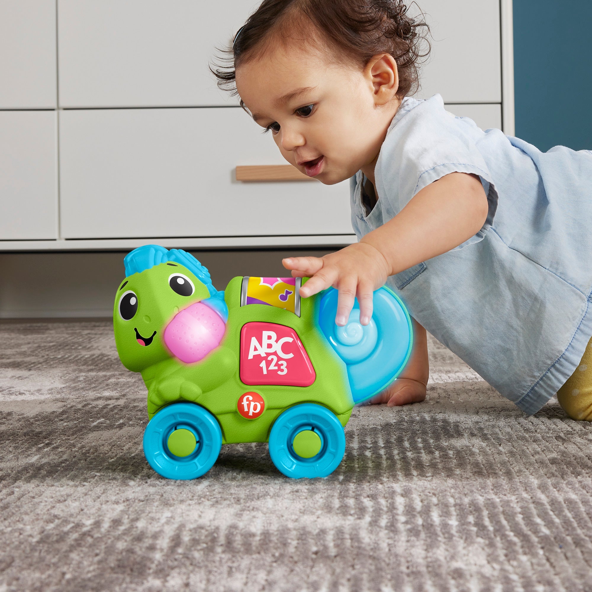 Fisher price colour chameleon online