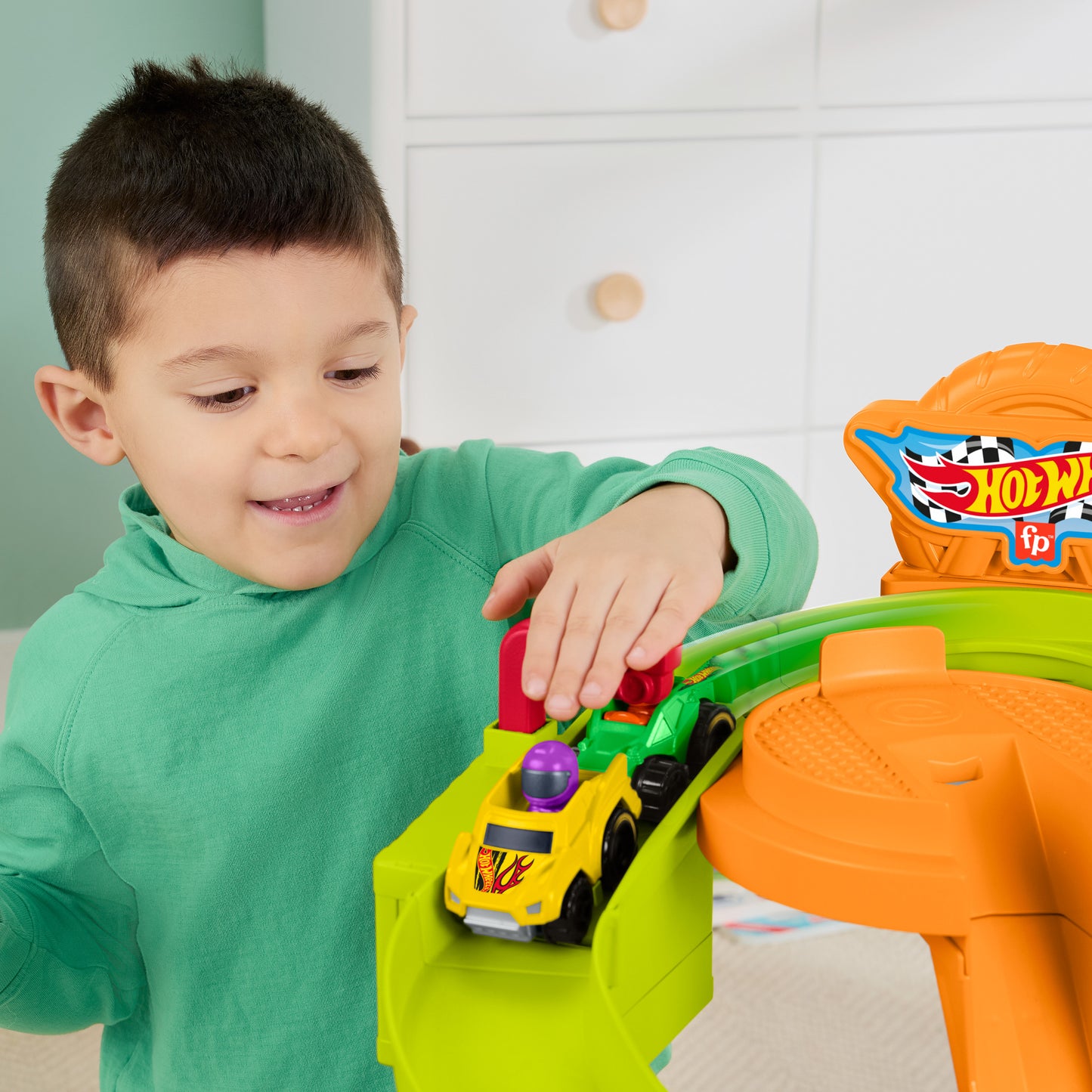 Hot Wheels Spiral Stunt Speedway by Little People