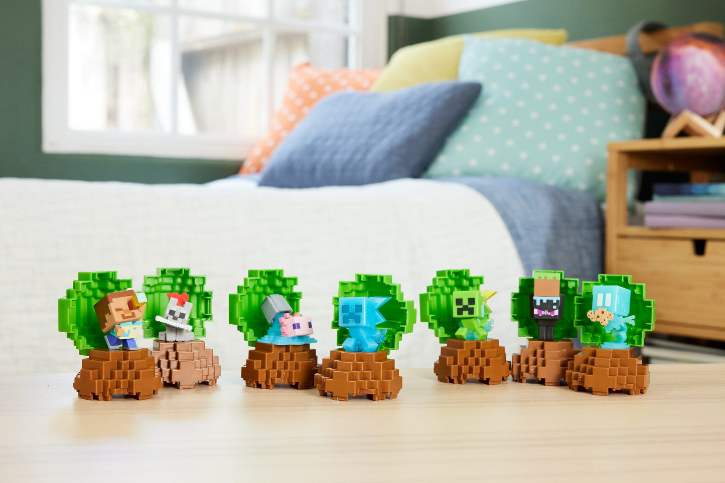 Minecraft Mini Mode Spawn Egg with Surprise Mini Figure