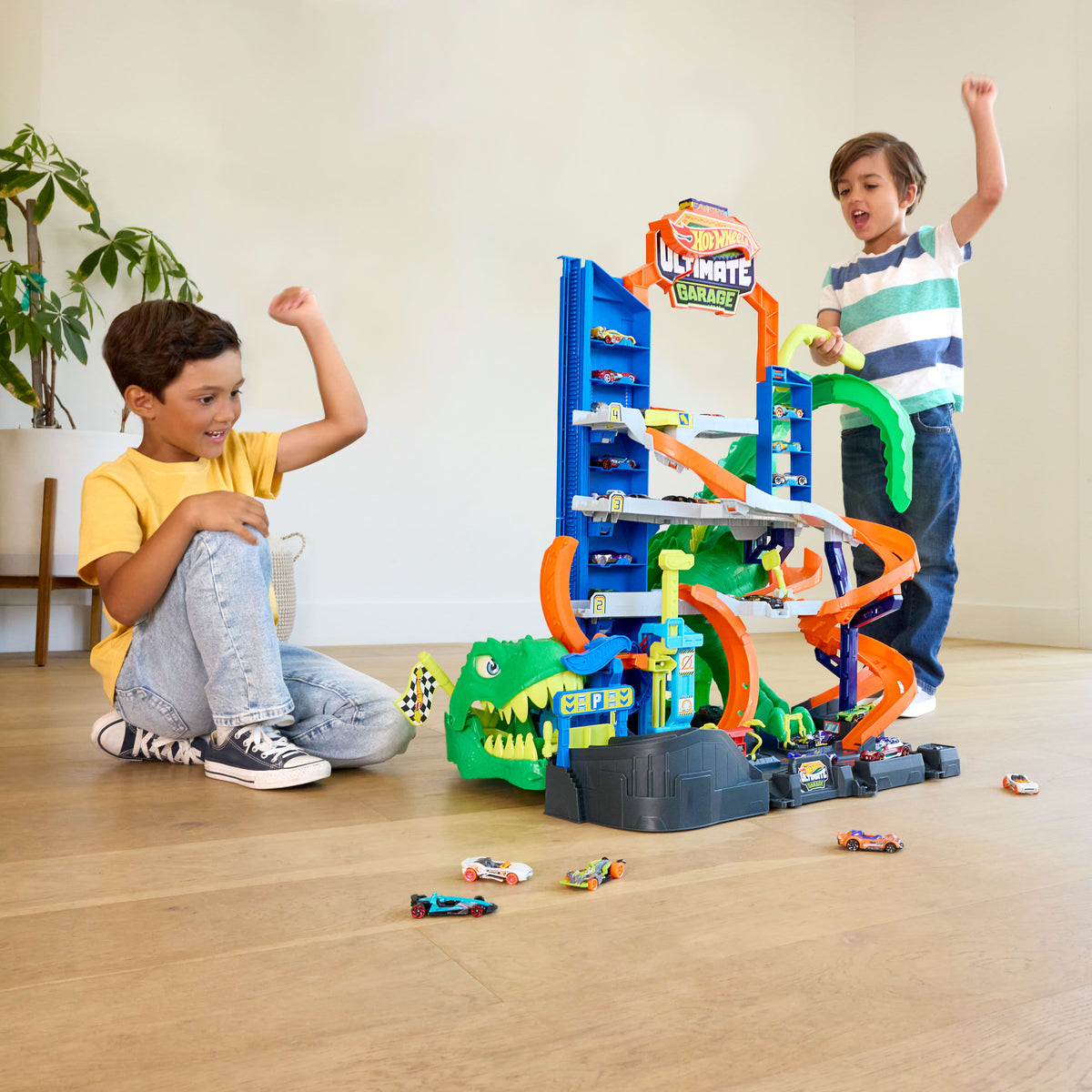 Hot Wheels City Ultimate T-Rex Garage
