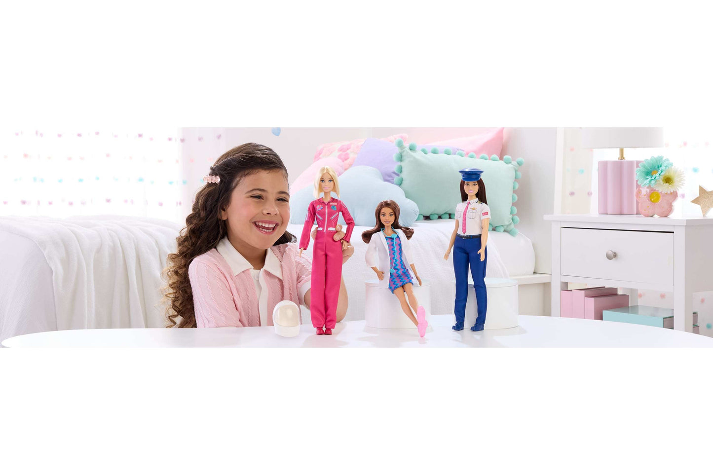 Barbie Careers Doctor Doll & Accessory, Fashion Doll Wearing Removable Look with Stethoscope
